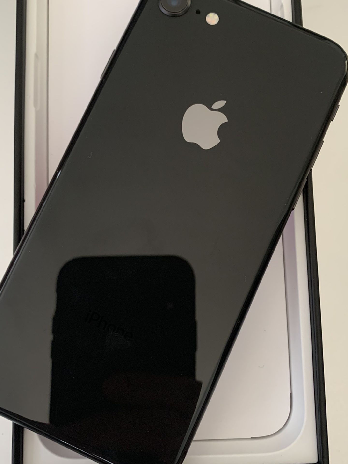 Iphone 8 Jet Black 64GB ANY CARRIER