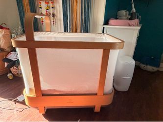 Cradlewise Baby bassinet
