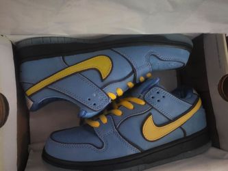 Nike SB Dunk Low x The Powerpuff Girls "Bubbles" sneakers