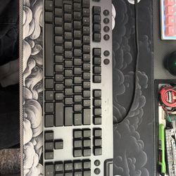 Logitech G815 (Clicky)