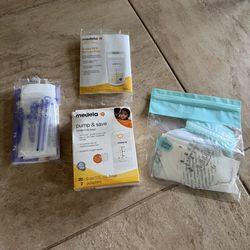 Approx 30 Breastmilk Storage Bags plus 2 Médula Adapters