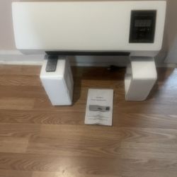Brand New Wall Heater With Remote Control 