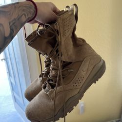 Nike Boots