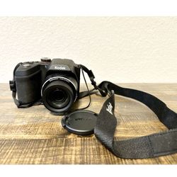 Kodak EasyShare Z5010 14mp Digital Camera + Lenses 8GB SD Card Free