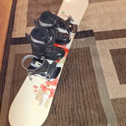 140cm Burton Snowboard  Sims bibdings k2 boa boots size 6