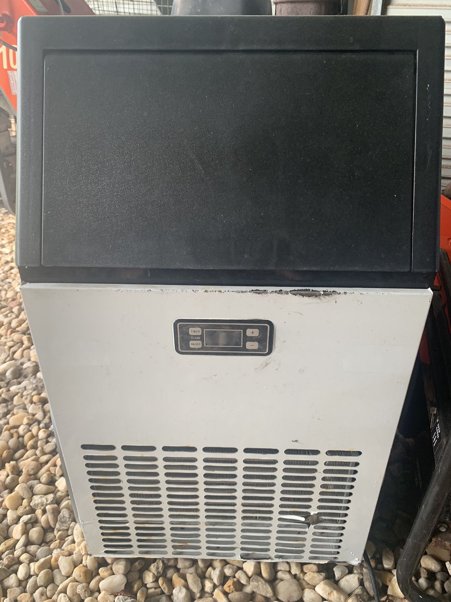 Ice Machine 