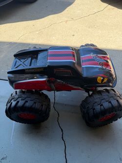 Cobra monster truck