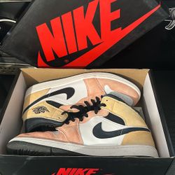 Nike Jordan 1 Flight Club M9.5