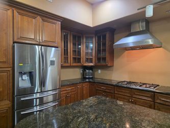 COMPLETE KITCHEN SOLID WOOD