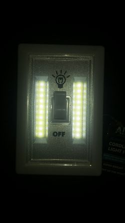 Portable light switch