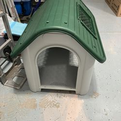 Small dog house 