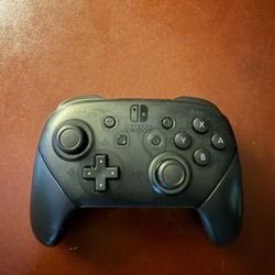 Nintendo Switch Pro Controller 