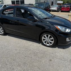 2013 Hyundai Accent