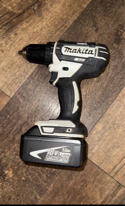 Makita drill and battery