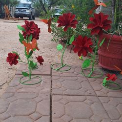 Tind   Leaft  Flowers