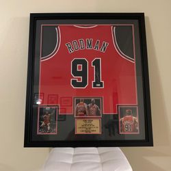 “RODMAN” Signed Jersey