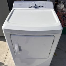 Insignia 6.7 Cu. ft. Gas Dryer with Sensor Dry