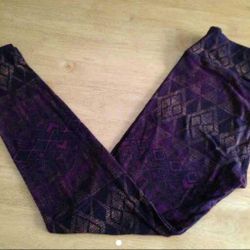 NEW LuLaRoe Leggings OS Chevron Print
