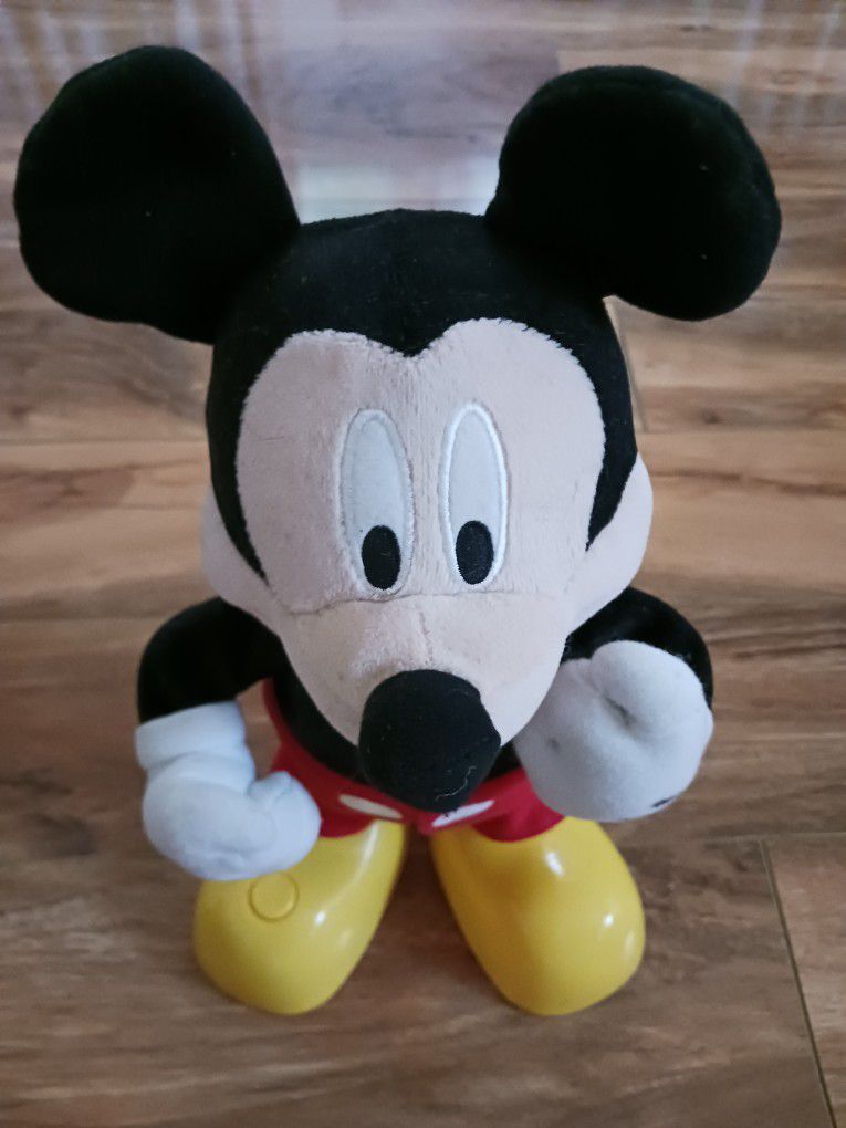 Walt Disney’s Mickey Mouse 
Dancing & Singing 13" Fisher Price Toy Mattel 
