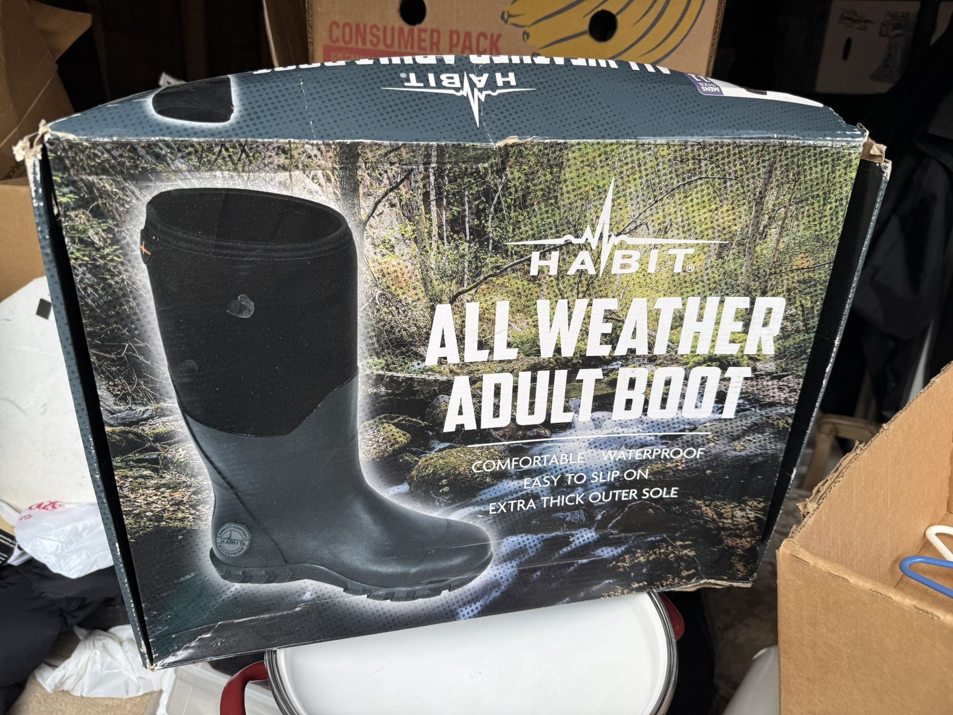 Muck boots (new) (Read ad before messaging)