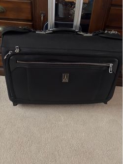 Travelpro Platinum Elite Carry-on  luggage Rolling Garment Bag