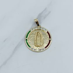 10k gold pendant Virgin Mary   ❤️ 10k Oro Dije Virgen De Guadalupe