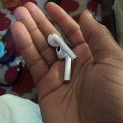 Left Right AirPods 