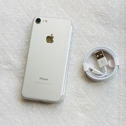 iPhone 7 Unlocked For All Carriers 128 GB