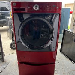 Beautiful Kenmore Elite Steam Washer , “like New , It Comes With A Warranty 
