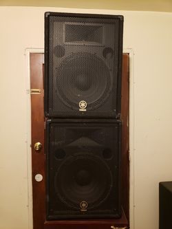 YAMAHA SPEAKER 15"