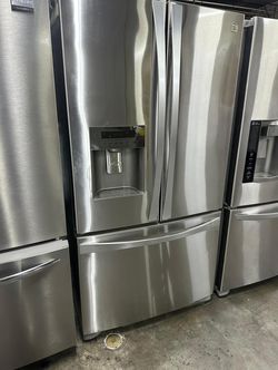 Kenmore French Door Fridge with Ice Maker