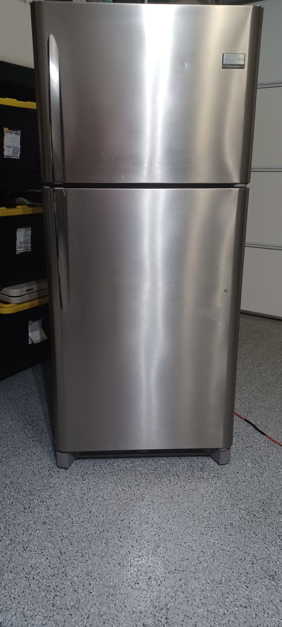 Refrigerator/ freezer
