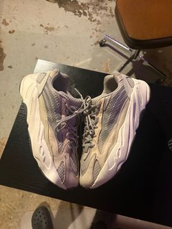 Yeezy 700 V2- Sz 12