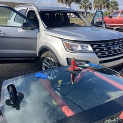 Replace The Windshield Ford Explorer 2011-2019