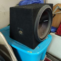 Speaker Box For A 15 In Woofer