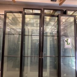 Modern Black Multi Slide 10’x9’-(OXXO