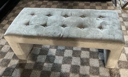 velvet button tufted bench 