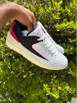 Jordan 2s for sale size 10 90$