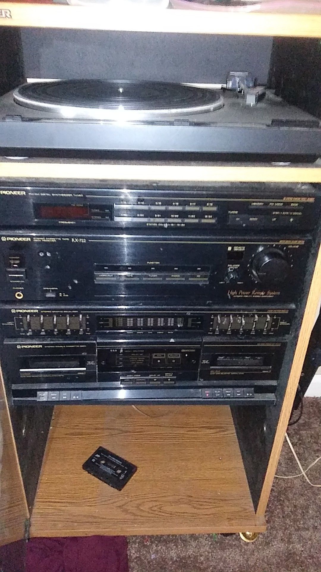 Pioneer home stereo system with 2 15 ich pioneer speakers and remote need gone asap 175 obo
