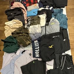 48 Piece Lot - Men’s Medium Clothing - Nike, Under Armor, A&F - hoodies, jackets, joggers, etc.! 