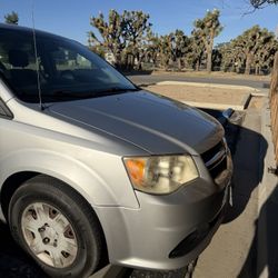 Dodge Caravan