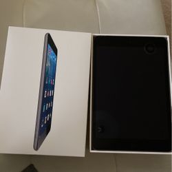 IPad Mini 16GP Gray Model A1490 Tablet