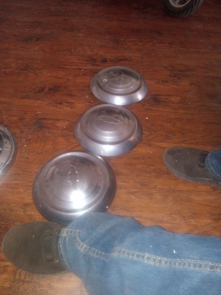 Chevy Hubcaps