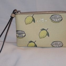 New Coach Corner Zip Wristlet Yellow Lemon Print