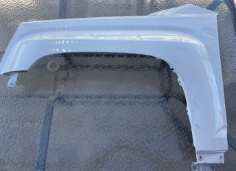 Driver Front Fender 2010-2017 GMC Terrain Paint code 140X Abalone White