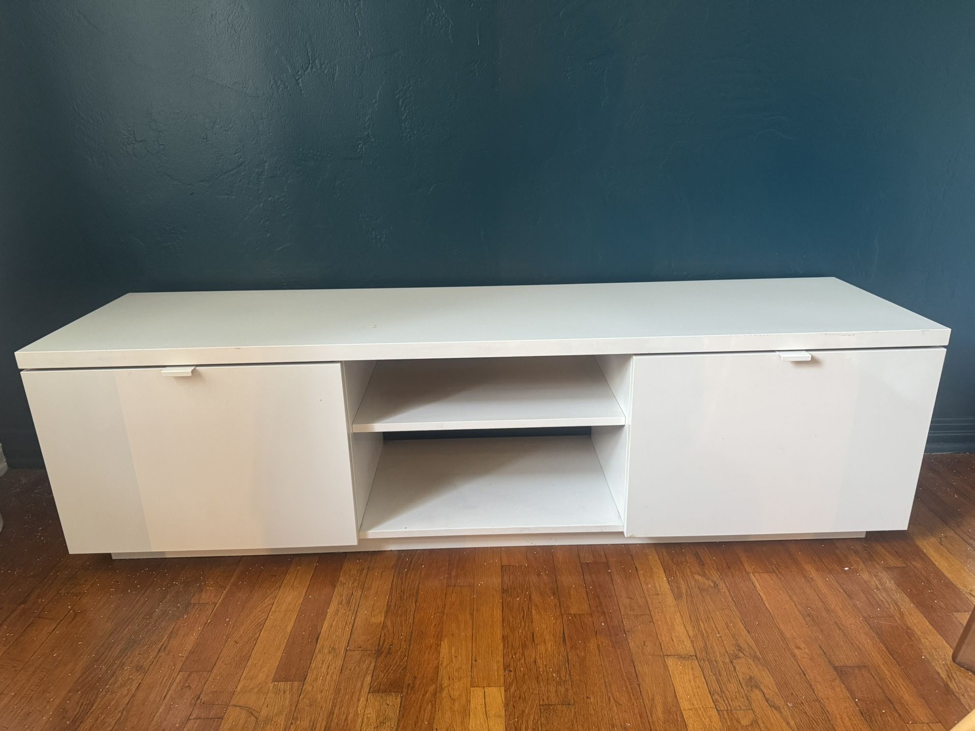 White Tv Stand