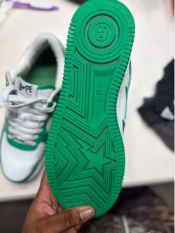 BAPE GREEN AND WHITE SIZE 11