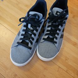 Adidas Mens Sneaker Size 8 1/2 Used