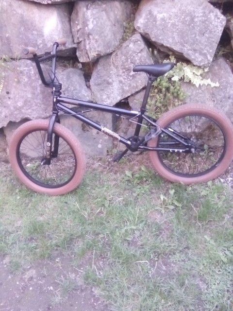 BMX MONGOOSE LEGION BIKE!!!