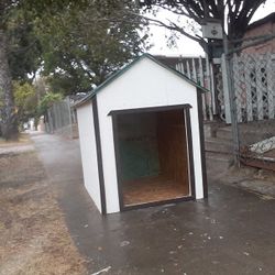 Extra Large Dog House